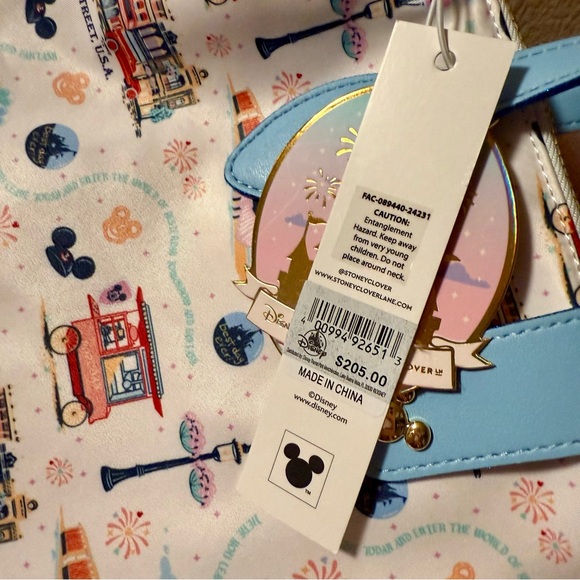 🚫SOLD🚫 Stoney clover lane x Disney parks exclusive Main Street pouchette 03 - Picture 2 of 2